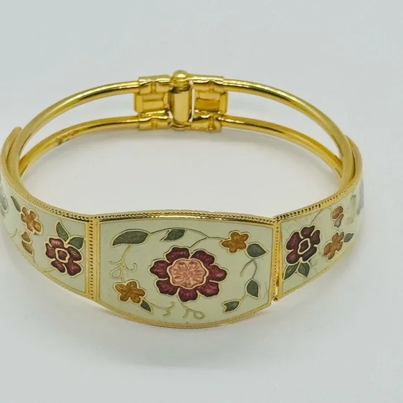 0119 Floral Cloisonné Bracelet in Cream and Multicolor. - Picture 10 of 11